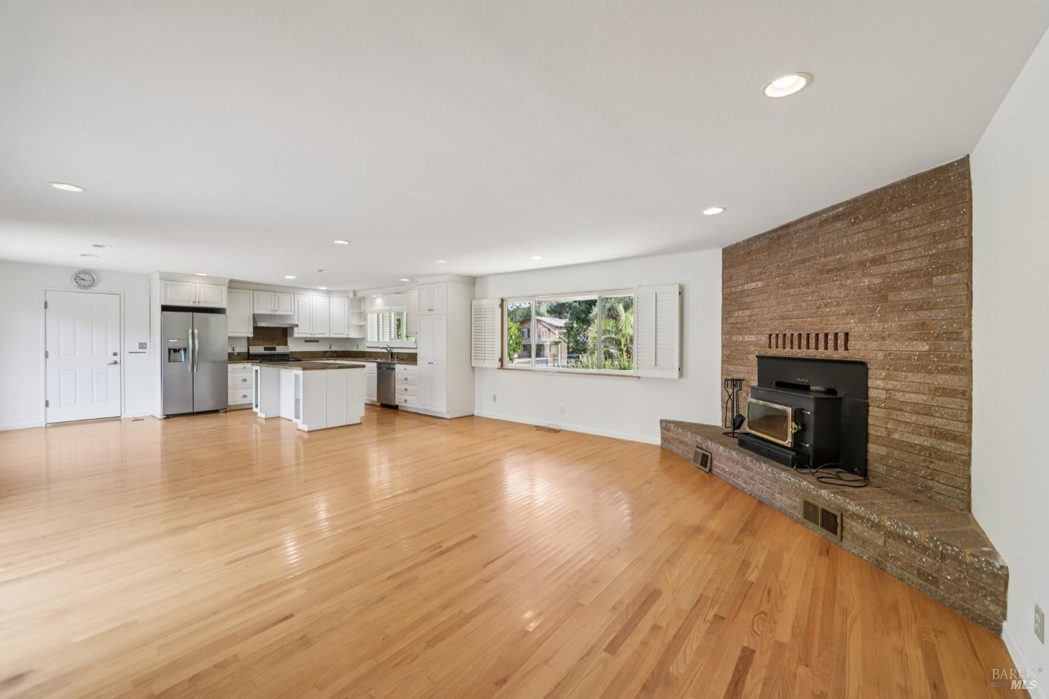 1050 Sunset Road Napa, CA 94558 - Photo 6 of 67 a view of kitchen with furniture and fireplace