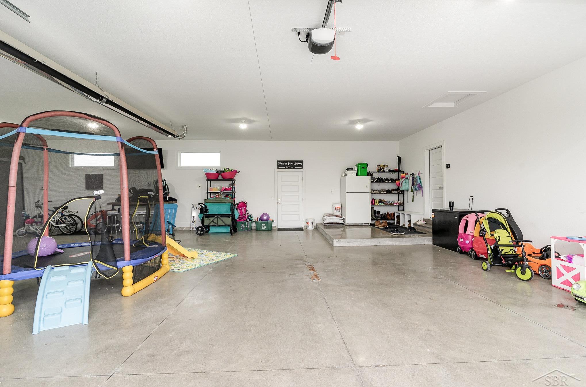 10119 Prairie View Court Freeland, MI 48623 - Photo 40 of 44 50122864-39.JPG