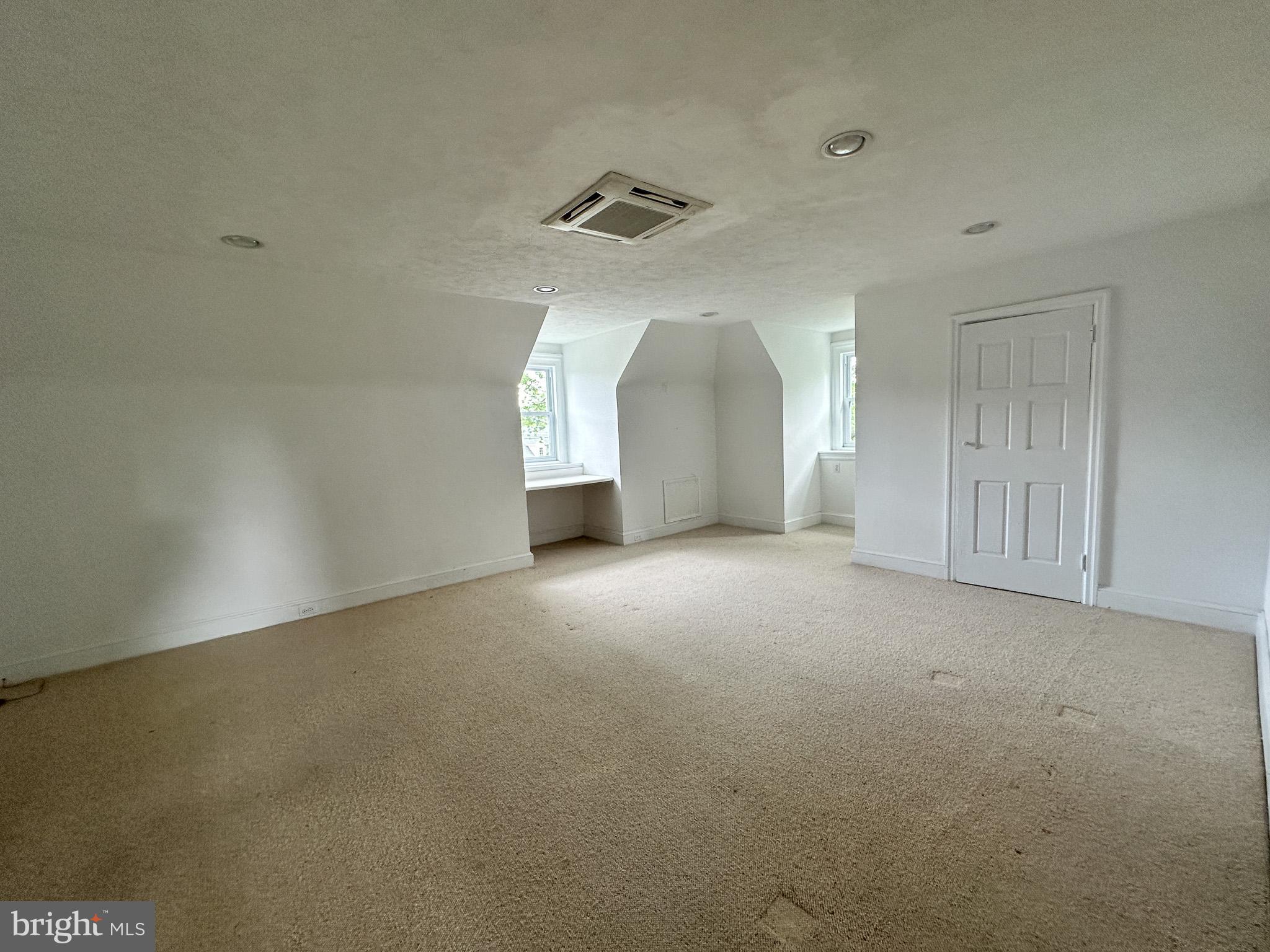 314 Cynwyd Road Bala Cynwyd, PA 19004 - Photo 34 of 44 Super spacious 3rd floor