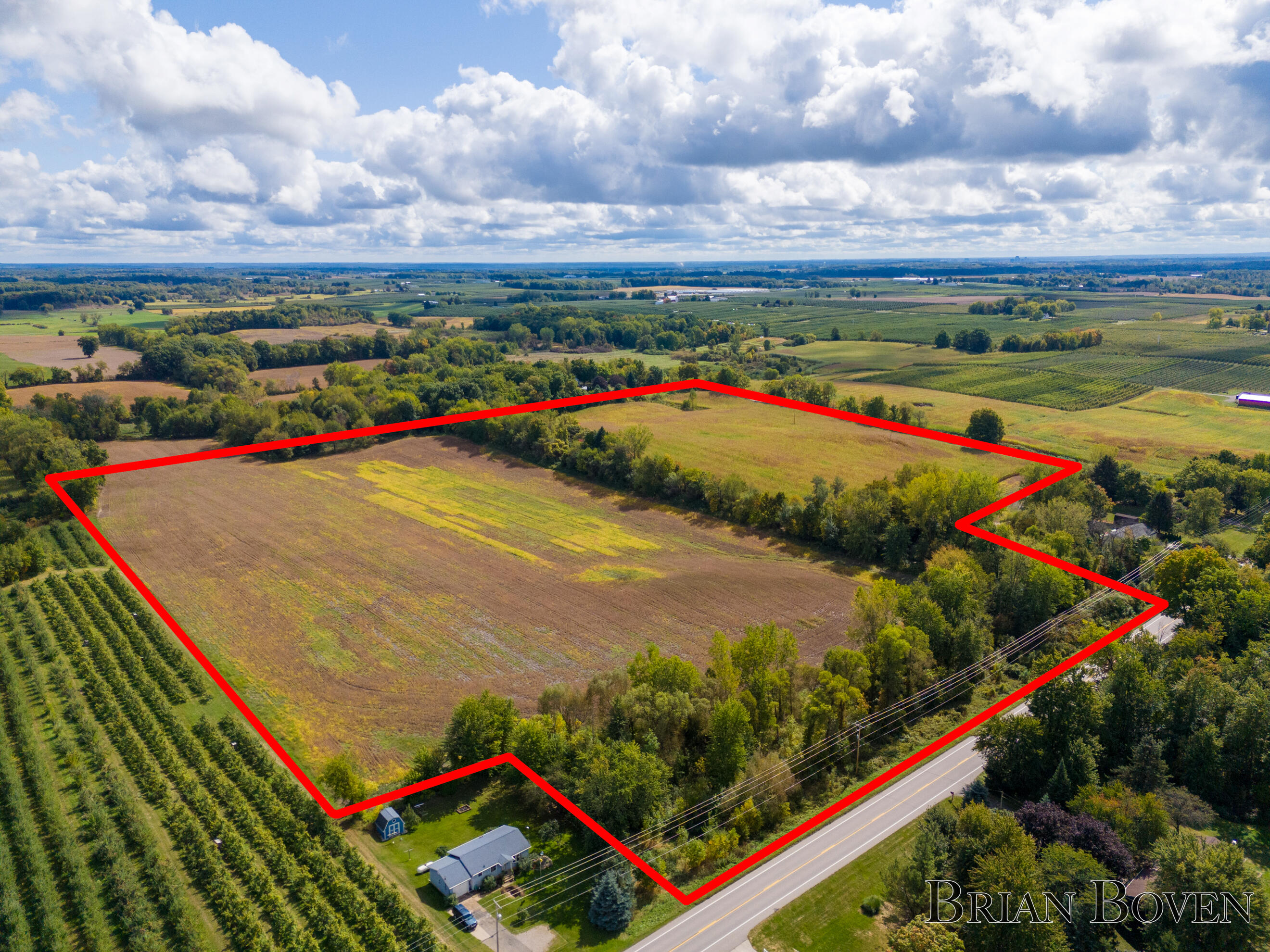 7320 Fruit Ridge Avenue Sparta, MI 49345 - Photo 1 of 4 DJI_20240925125312_0473_D