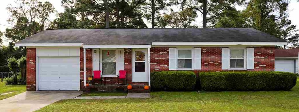 206 Sheffield Road Jacksonville, NC 28546 - Photo 1 of 35 Primary Photo