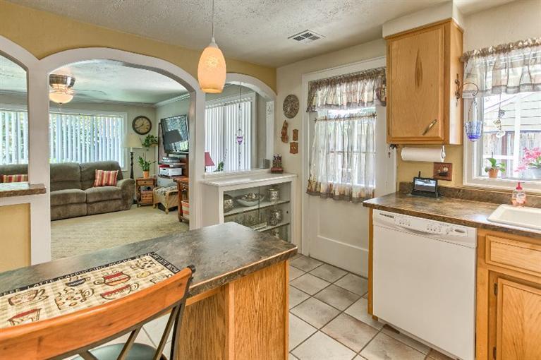 3621 Table Rock Road Medford, OR 97504 - Photo 8 of 35 Additional Photo