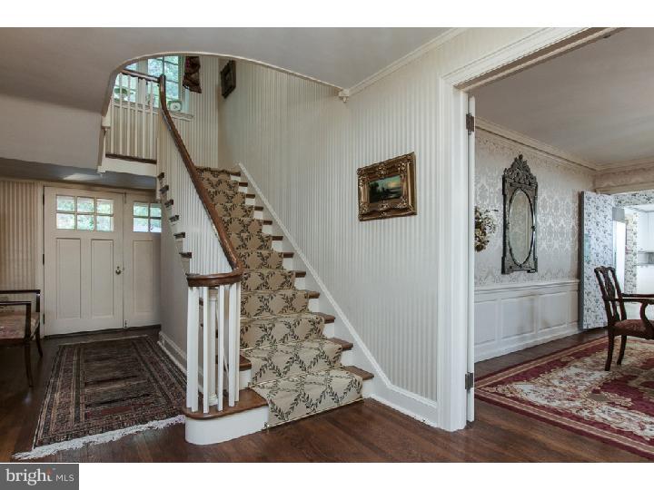1553 Cherry Lane Rydal, PA 19046 - Photo 5 of 22 Foyer