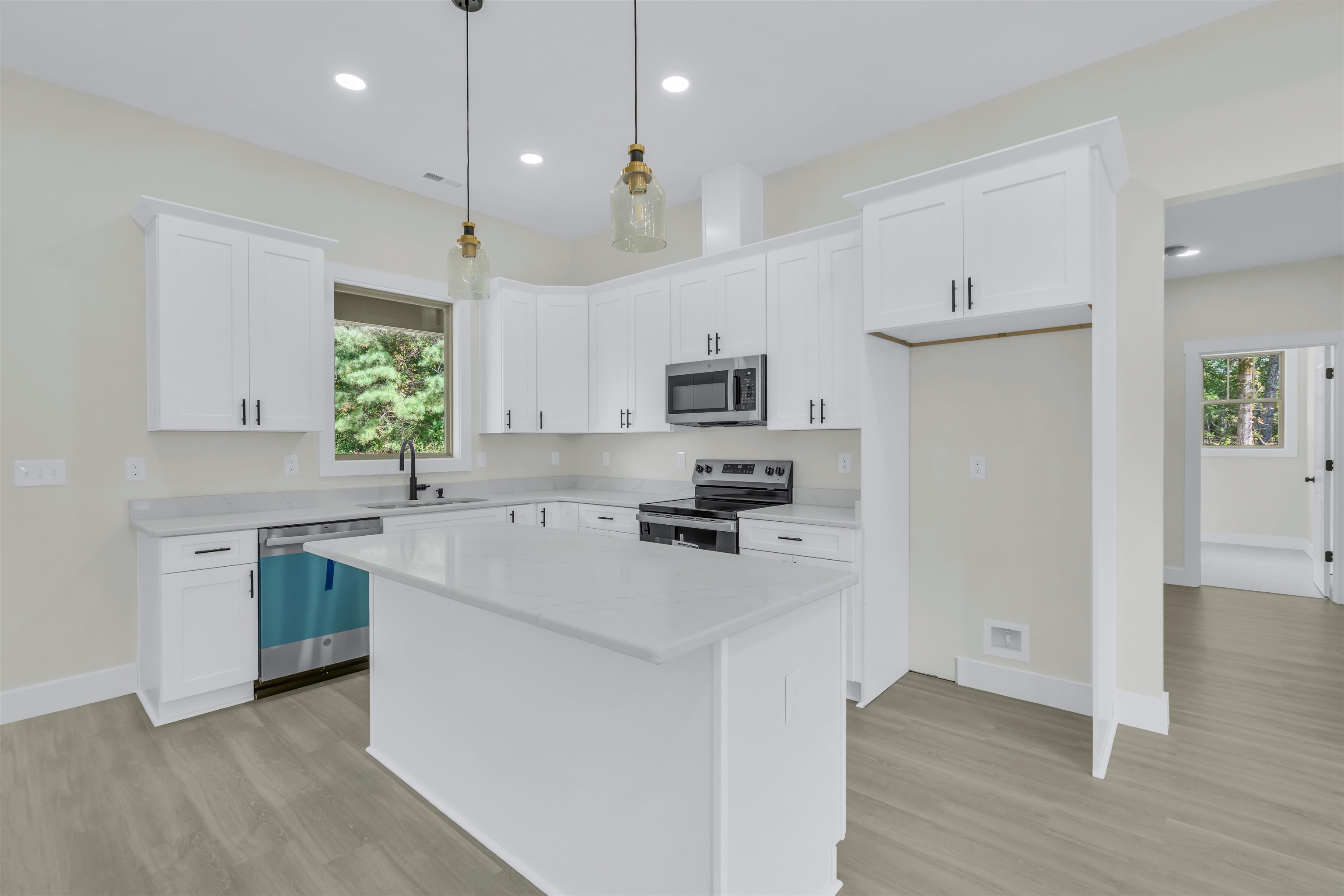 569 Bill Lattimore Road Chesnee, SC 29323 - Photo 7 of 18