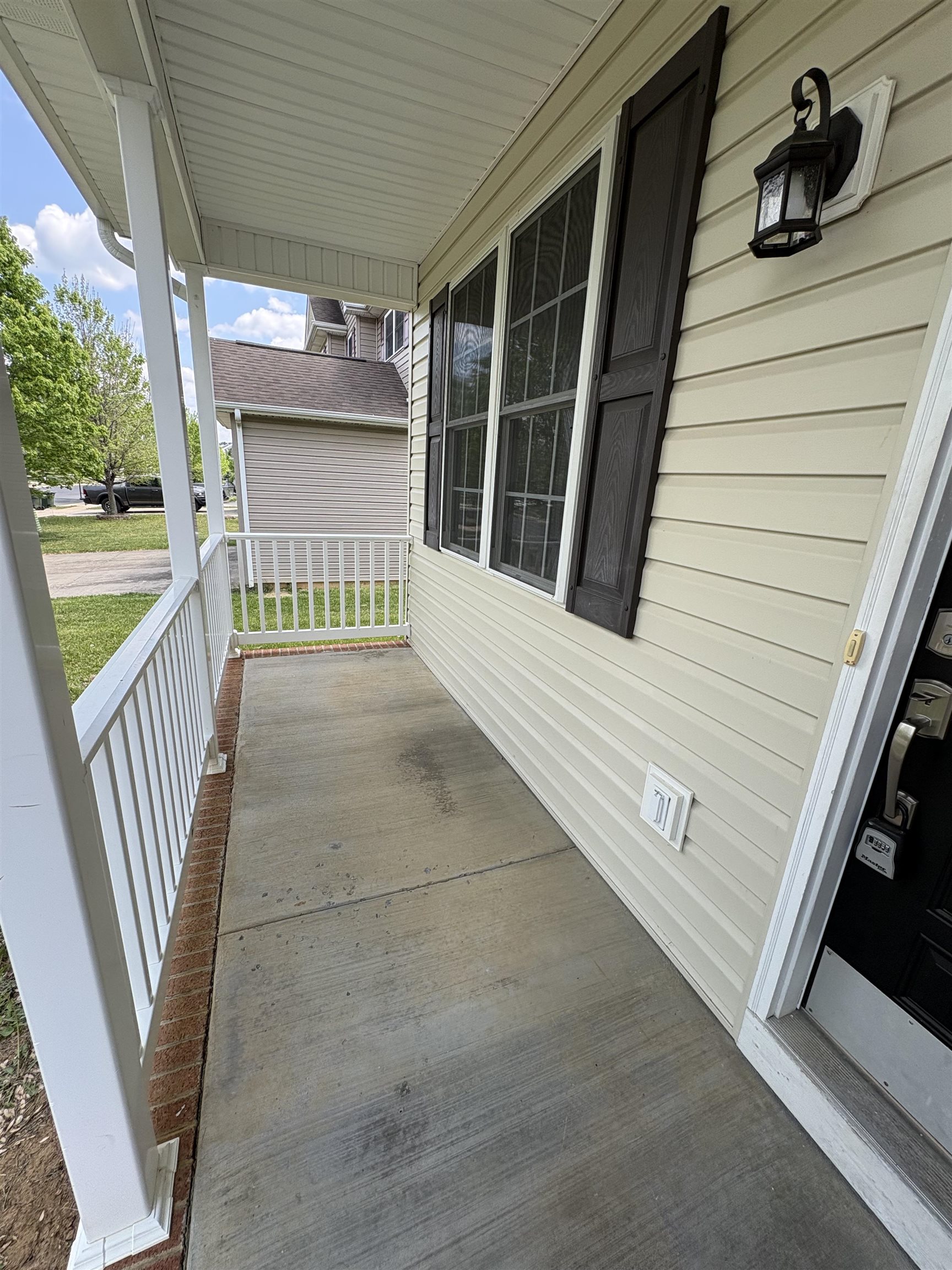 129 Forever Court Waynesboro, VA 22980 - Photo 2 of 29