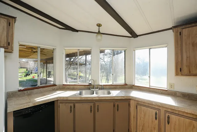 $299,000 | 19019 Olinda Road, Anderson, CA 96007