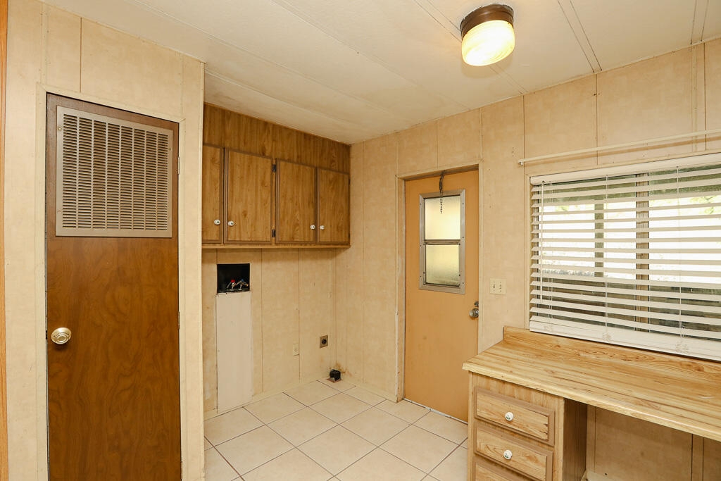 19019 Olinda Road Anderson, CA 96007 - Photo 16 of 48 19019 Olinda (16)