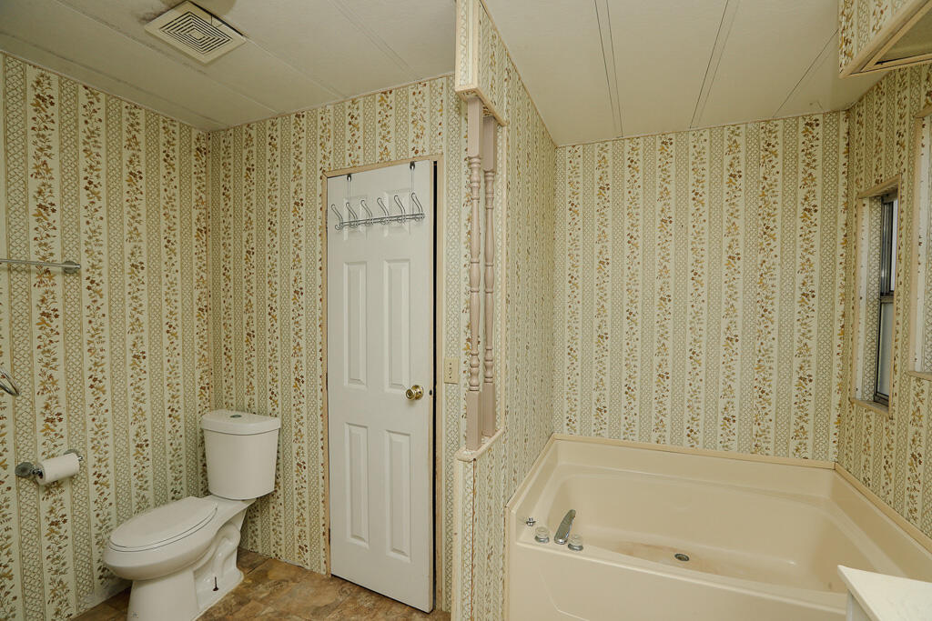 19019 Olinda Road Anderson, CA 96007 - Photo 20 of 48 19019 Olinda (20)