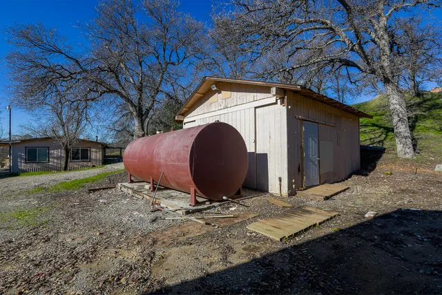 $299,000 | 19019 Olinda Road, Anderson, CA 96007