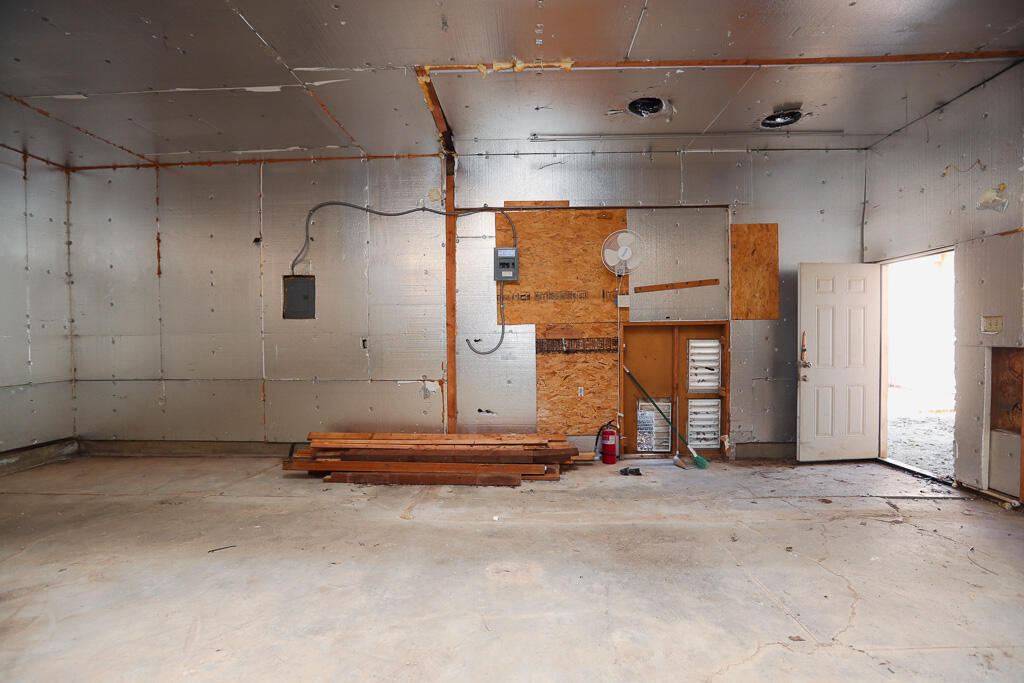 19019 Olinda Road Anderson, CA 96007 - Photo 30 of 48 19019 Olinda (36)