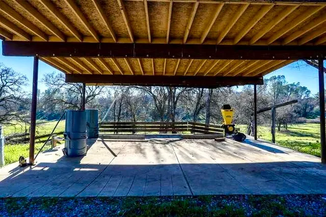 $299,000 | 19019 Olinda Road, Anderson, CA 96007