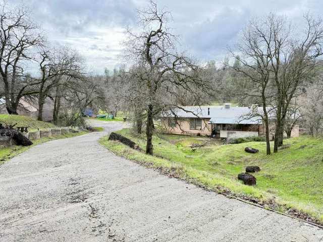 $299,000 | 19019 Olinda Road, Anderson, CA 96007