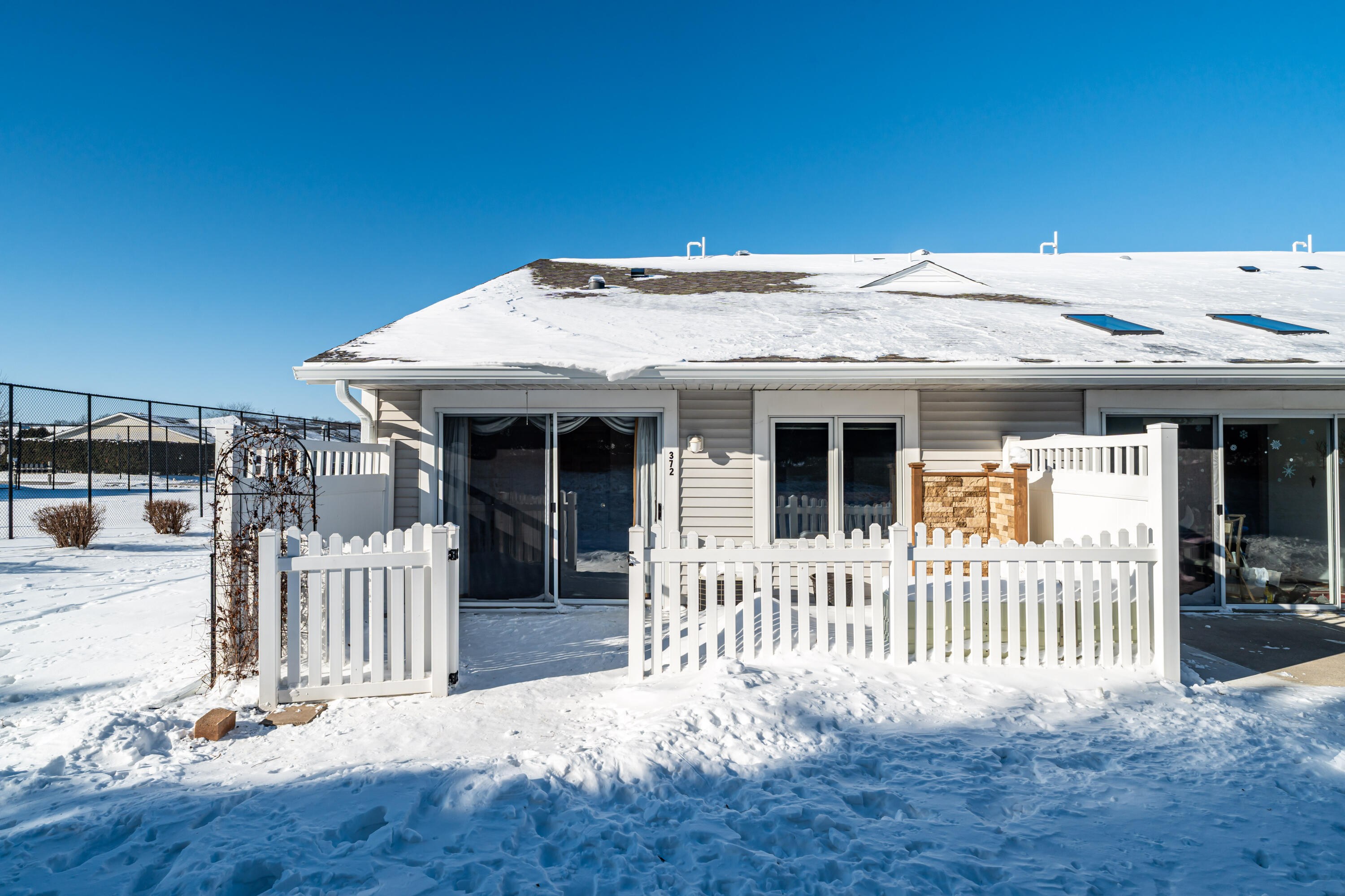 372 Hartford Square, Unit 6 Hartford, WI 53027 - Photo 26 of 36 Patio