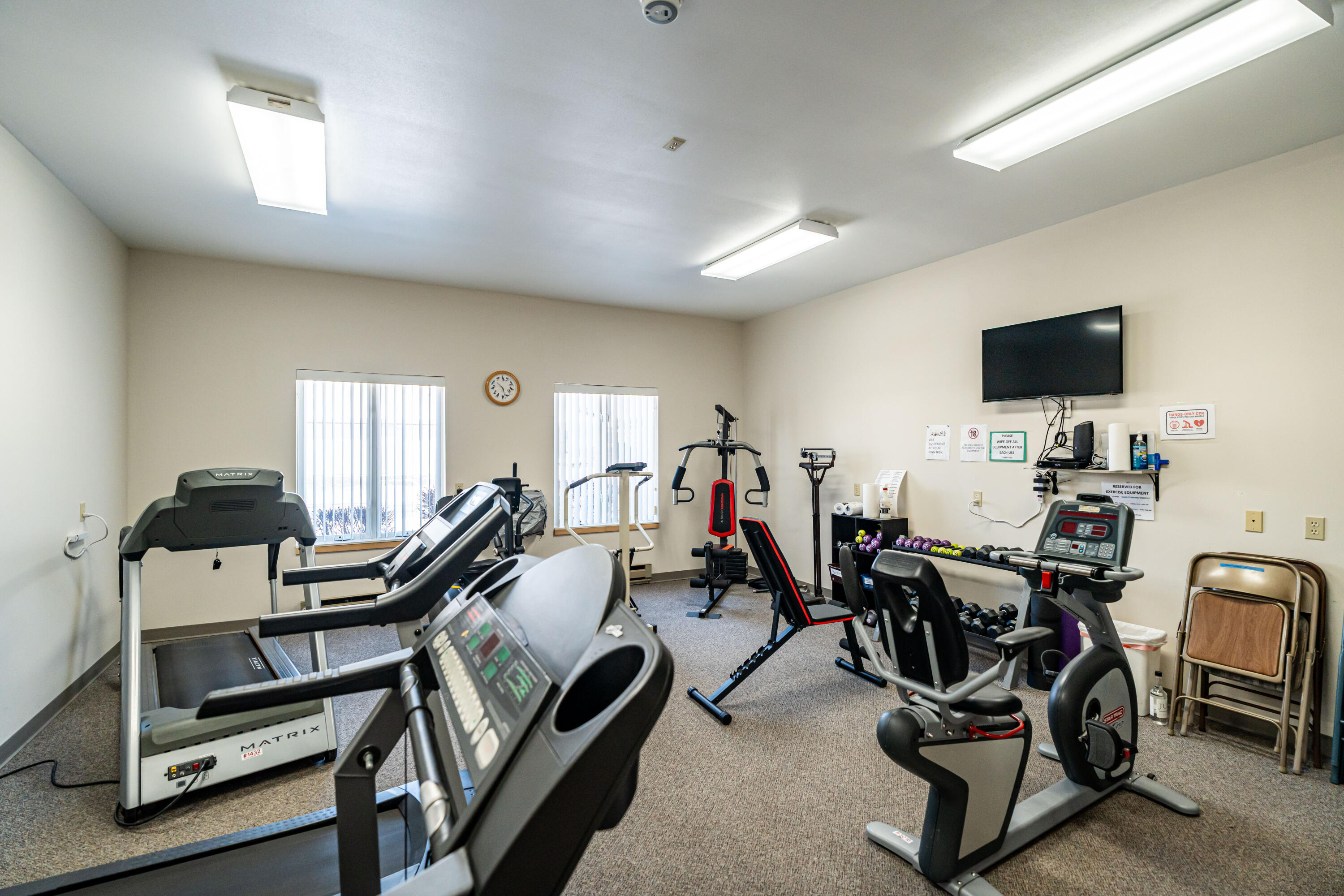372 Hartford Square, Unit 6 Hartford, WI 53027 - Photo 33 of 36 Exercise Room