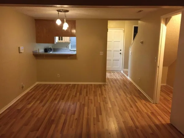 $1,750 | 4875 North Backer Avenue, Unit 115, Fresno, CA 93726