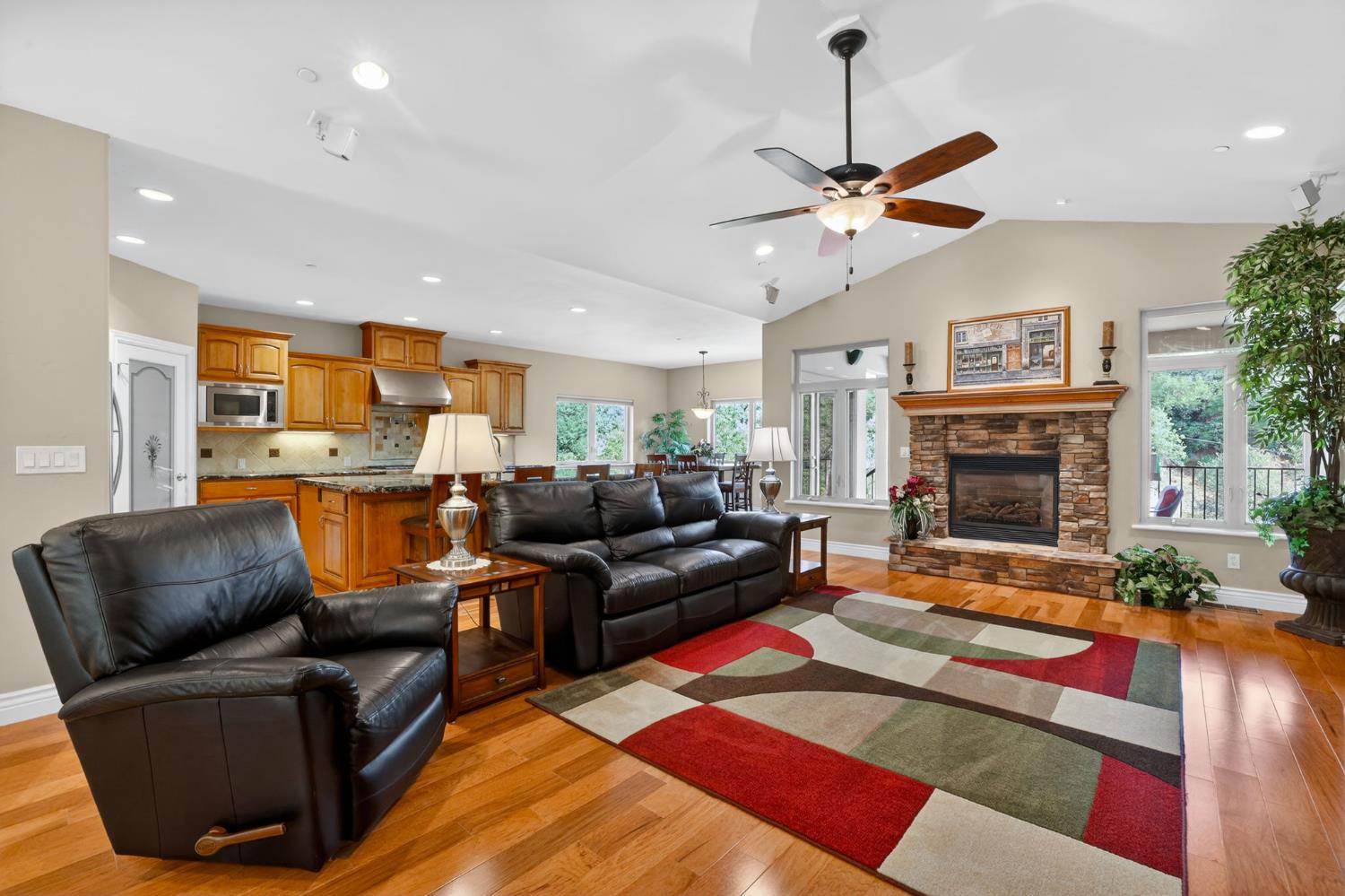 4554 Cross Creek Road Cool, CA 95614 - Photo 17 of 92 Gallery Image 17
