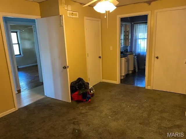 $133,000 | 220 South Pine Street, St. Elmo, IL 62458