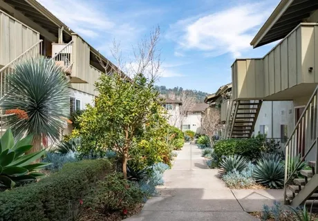 $899,000 | 1600 Garden Street, Unit 32, Santa Barbara, CA 93101