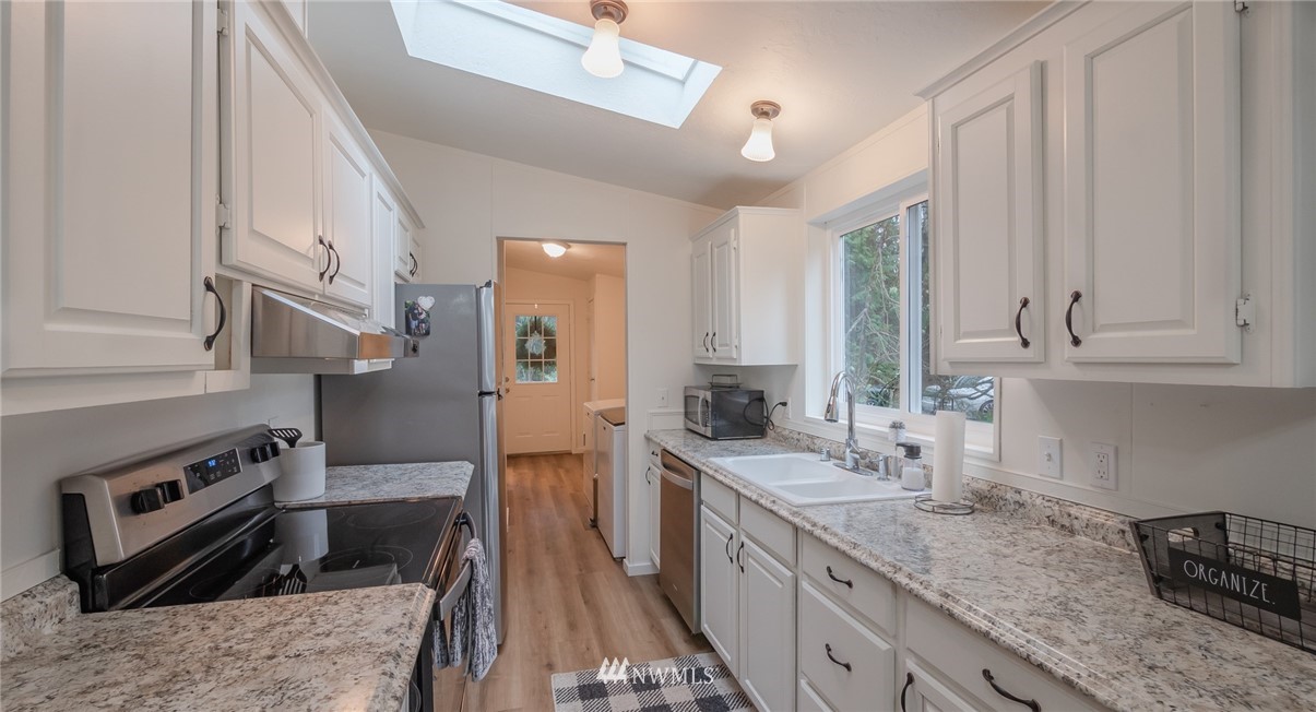 14330 Burn Road Lake Stevens, WA 98258 - Photo 5 of 40 Gallery Image 5