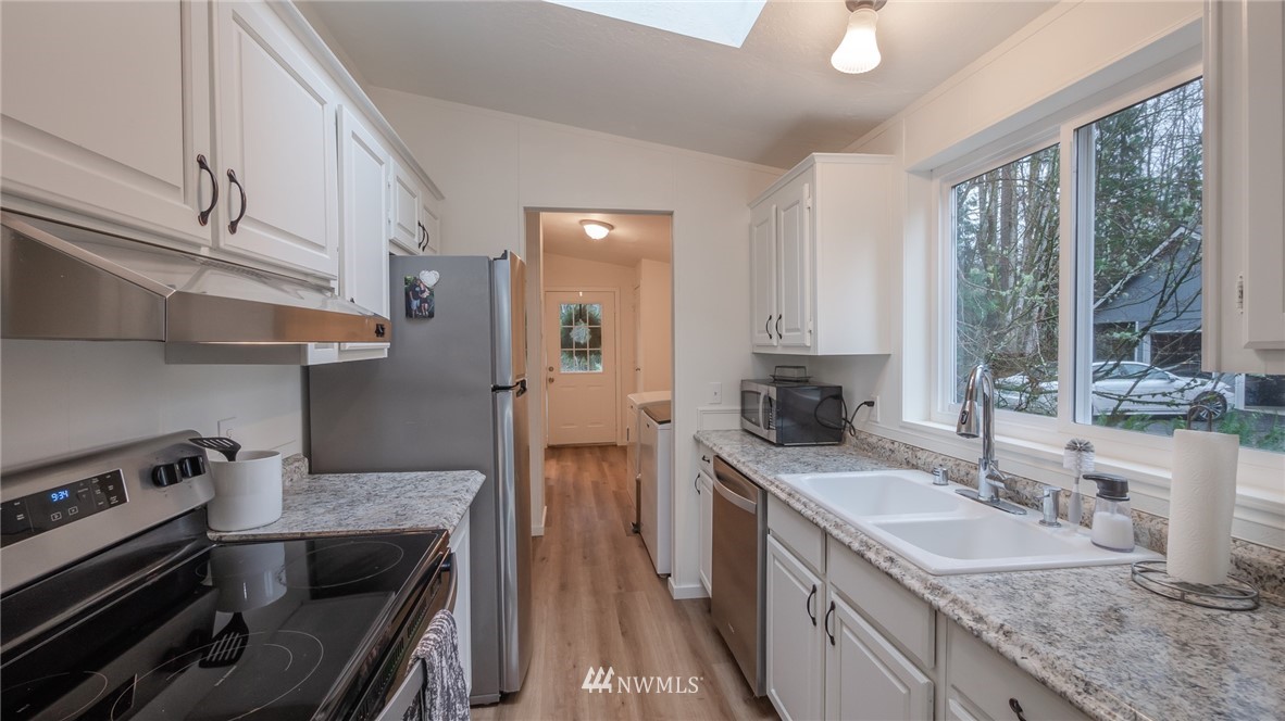 14330 Burn Road Lake Stevens, WA 98258 - Photo 6 of 40 Gallery Image 6