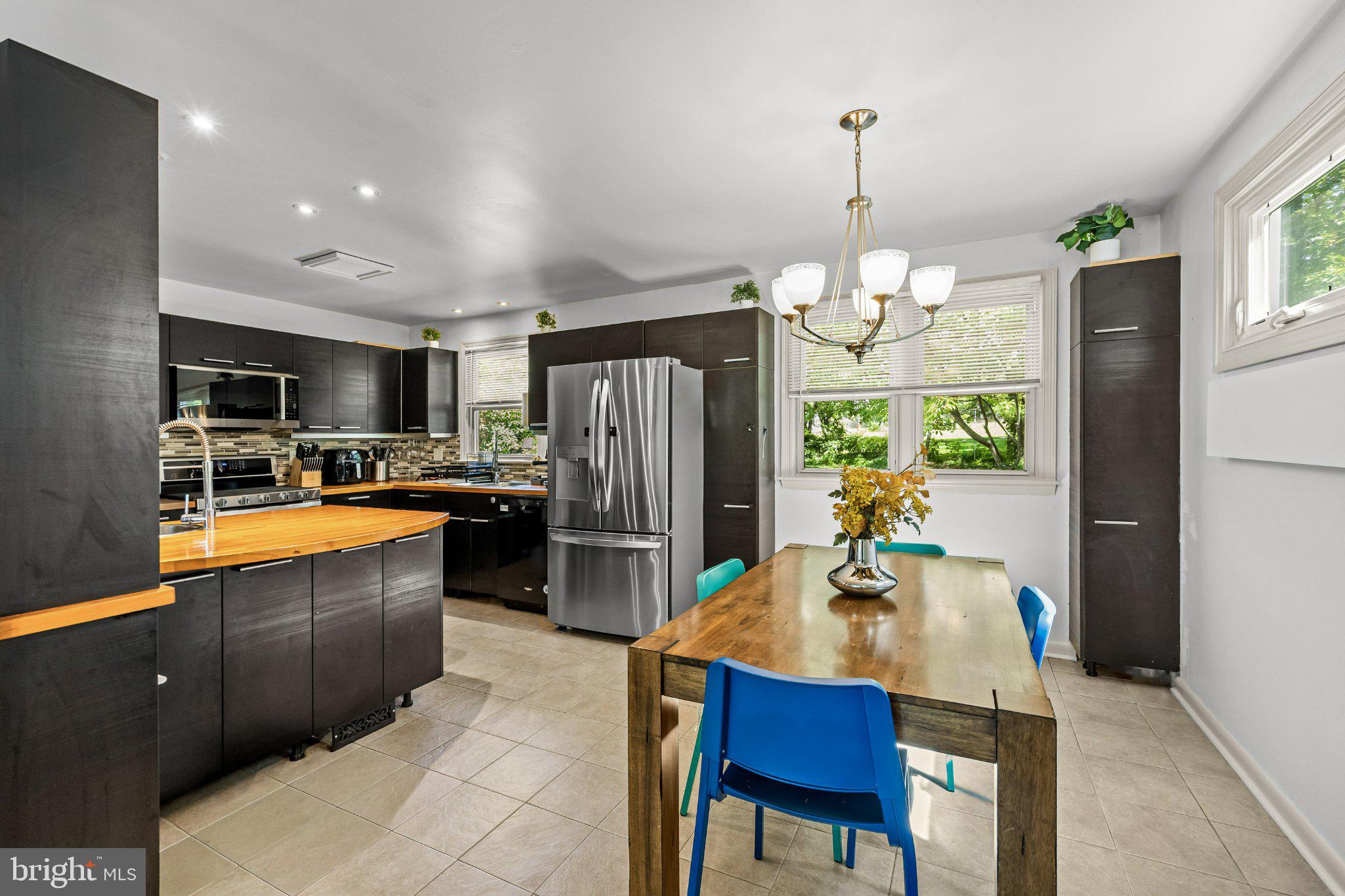 120 North Valleybrook Road Cherry Hill, NJ 08034 - Photo 9 of 27 Dining area