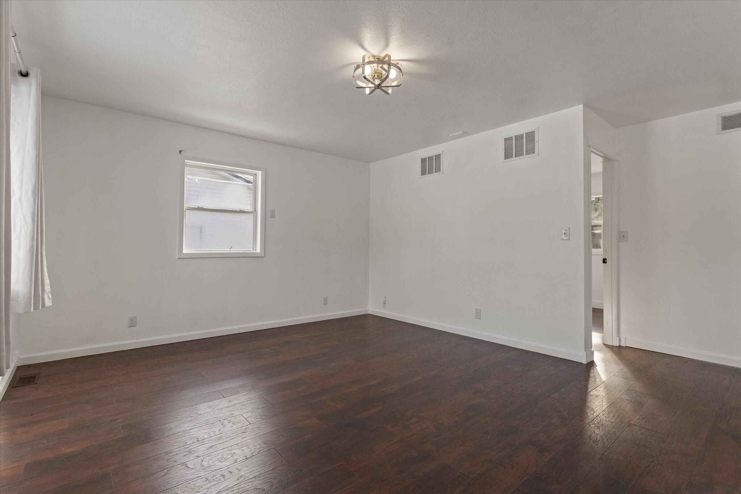 68030 Eagle Lake Road Edwardsburg, MI 49112 - Photo 7 of 46 07-DSC06083