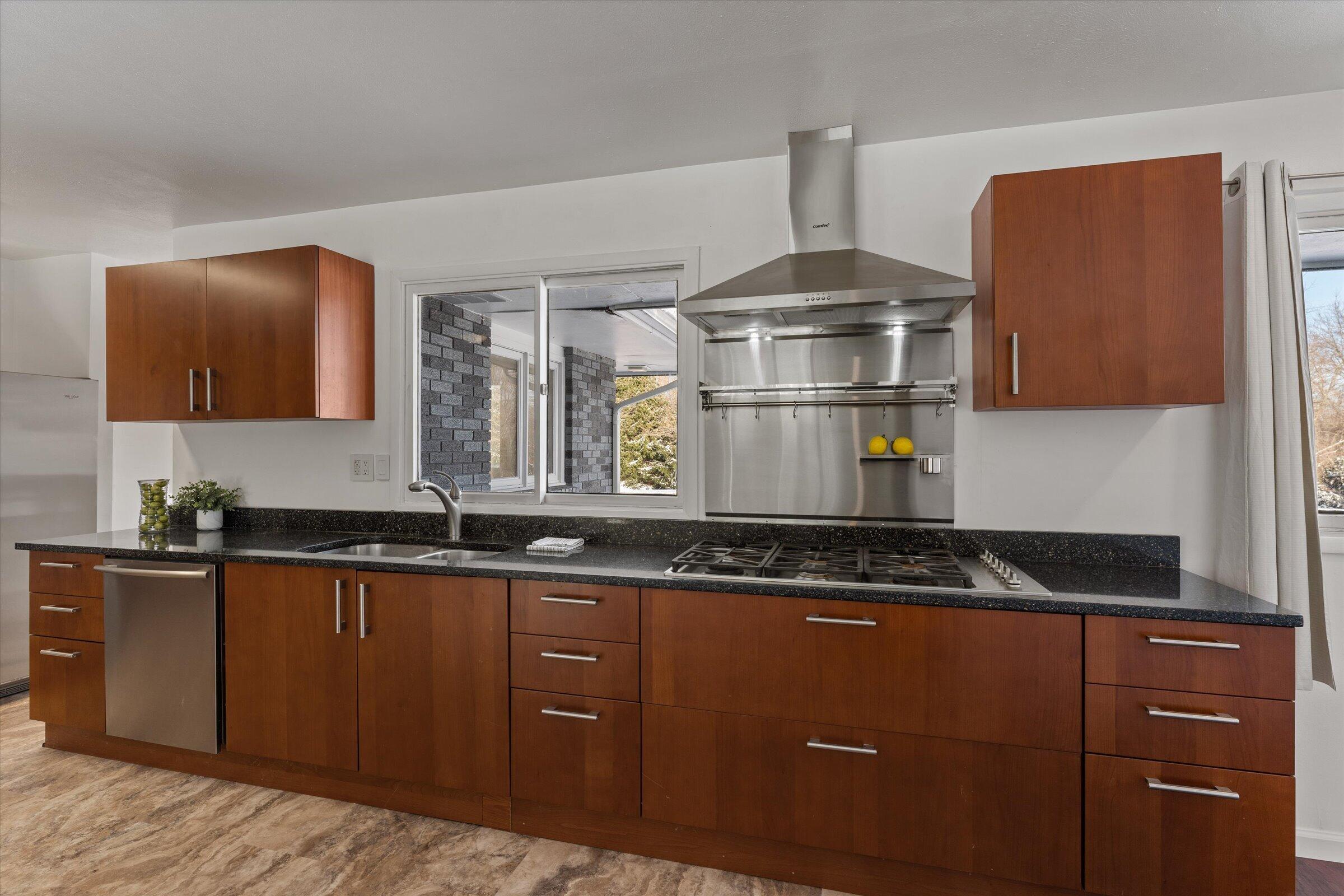 68030 Eagle Lake Road Edwardsburg, MI 49112 - Photo 9 of 46 10-DSC06098