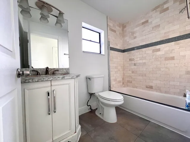 $630,000 | 21013 Country Creek Drive, Boca Raton, FL 33428