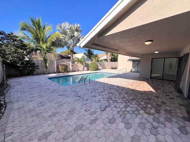 $630,000 | 21013 Country Creek Drive, Boca Raton, FL 33428