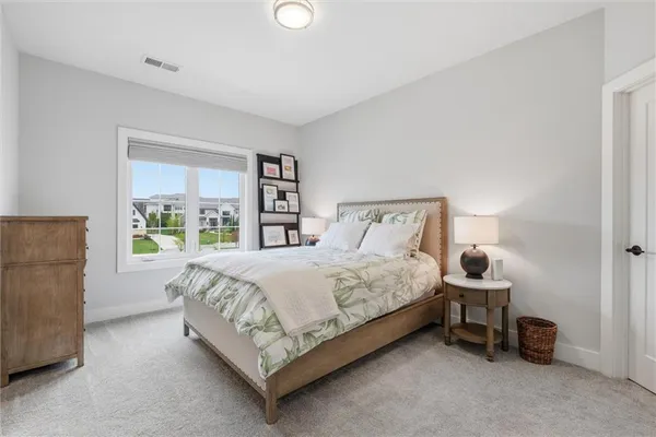 $1,175,000 | 10707 West 142nd Terrace, Overland Park, KS 66221