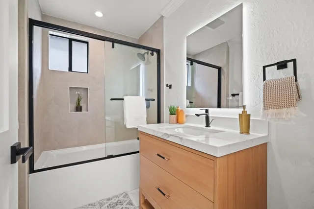 $1,950,000 | 148 Myrtle Street, Santa Cruz, CA 95060