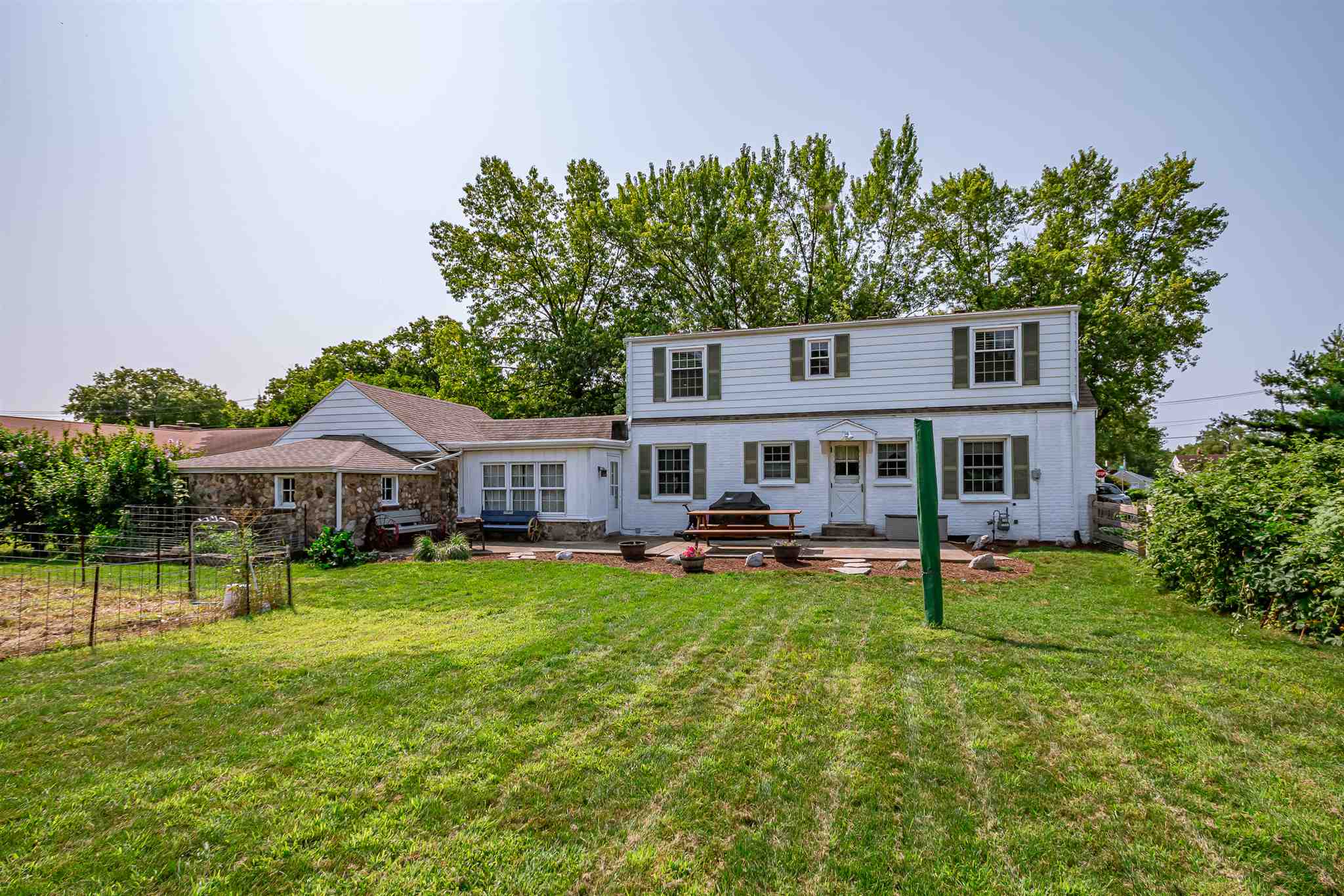 3628 Vistula Road Mishawaka, IN 46544 - Photo 2 of 36 Gallery Image 2
