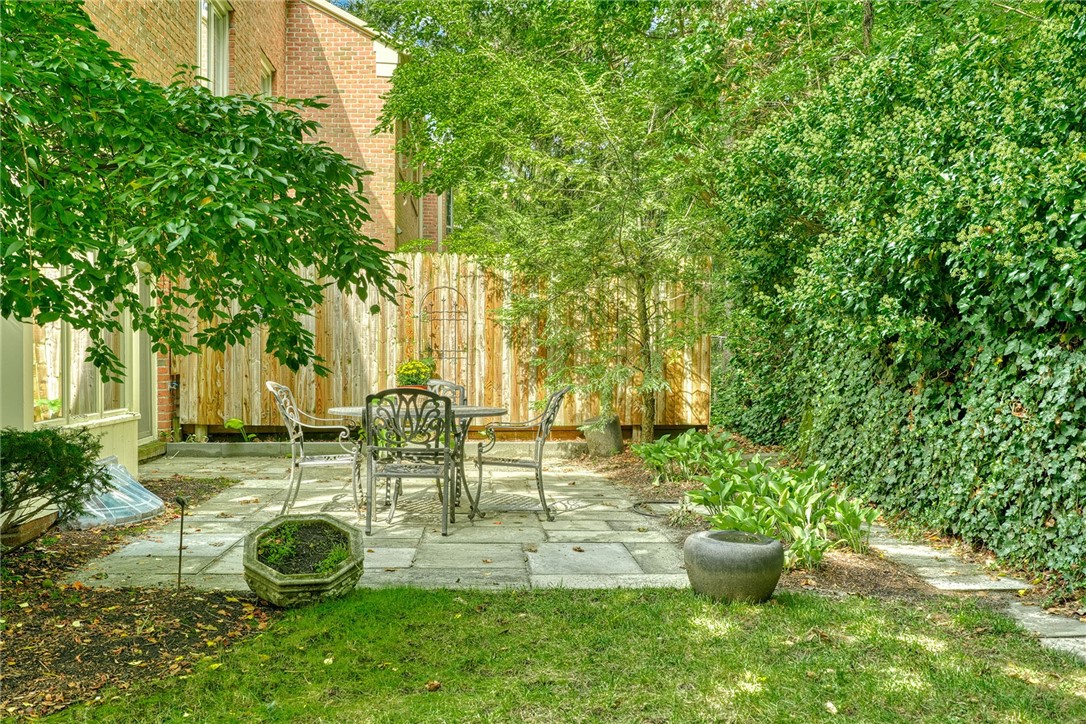 24 Barrington Park Rochester, NY 14607 - Photo 39 of 41 Gallery Image 39