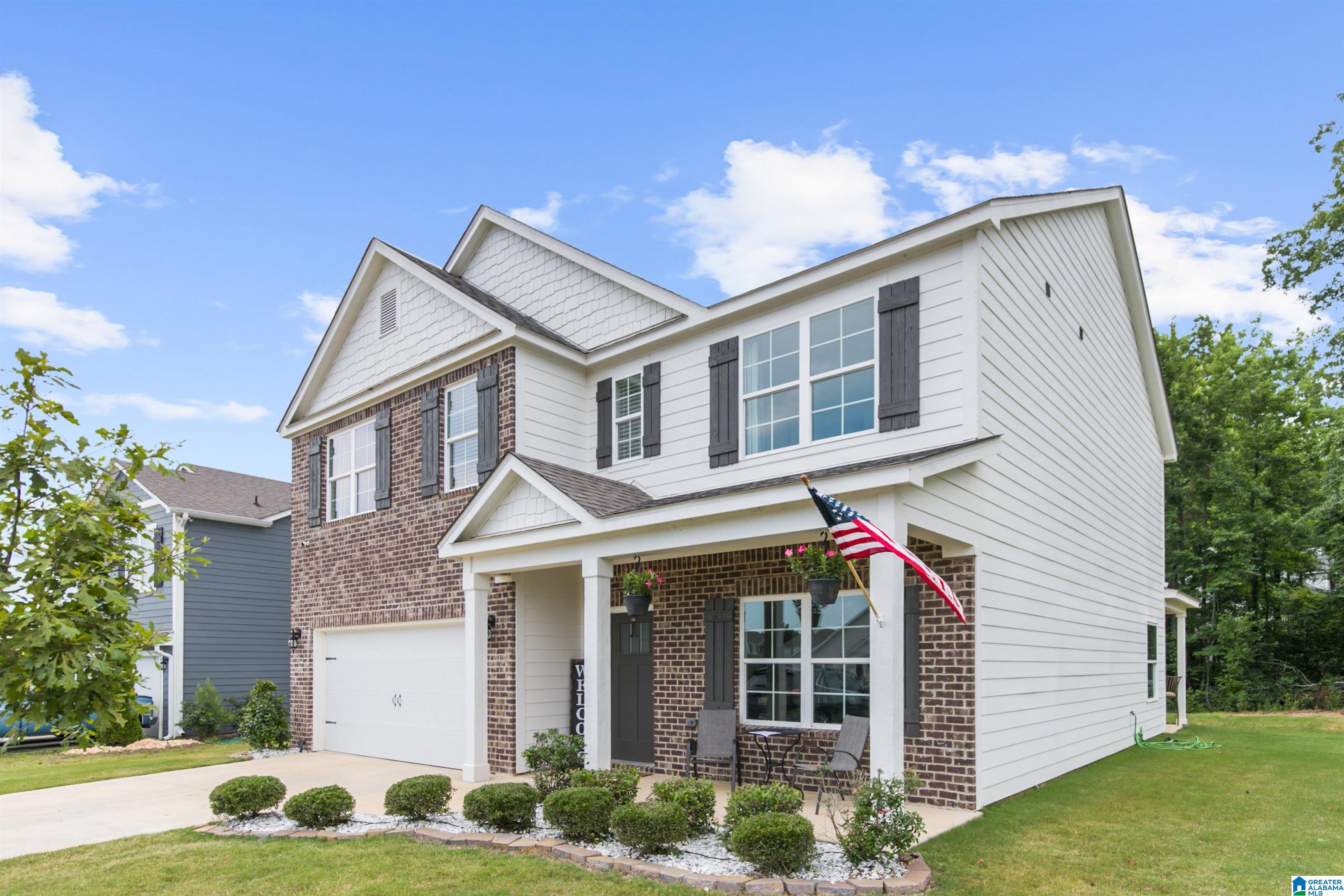 1005 Flyway View Lane Alabaster, AL 35007 - Photo 2 of 27 Gallery Image 2