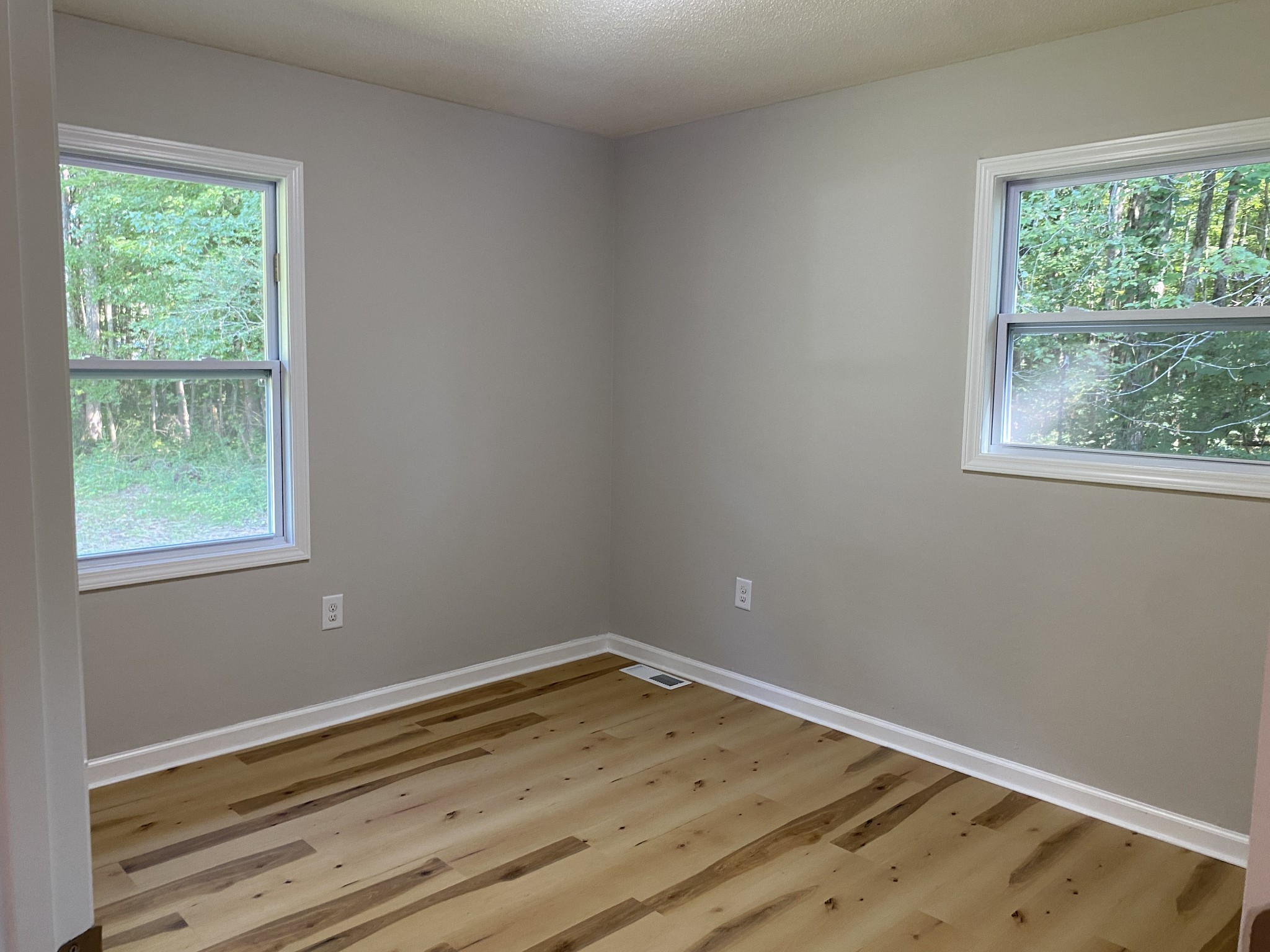 260 Wesley Chapel Road Lawrenceburg, TN 38464 - Photo 9 of 11