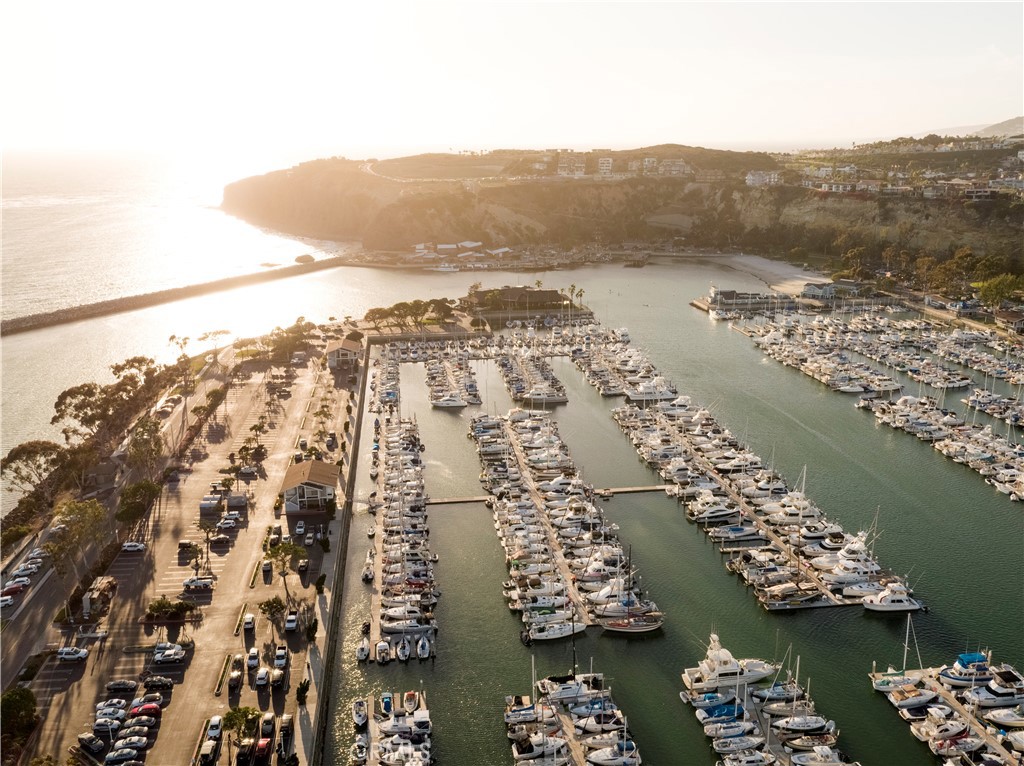 34052 Crystal Lantern Dana Point, CA 92629 - Photo 35 of 42 a view of city and ocean
