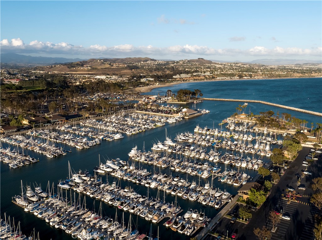 34052 Crystal Lantern Dana Point, CA 92629 - Photo 38 of 42 a view of a city and lake view