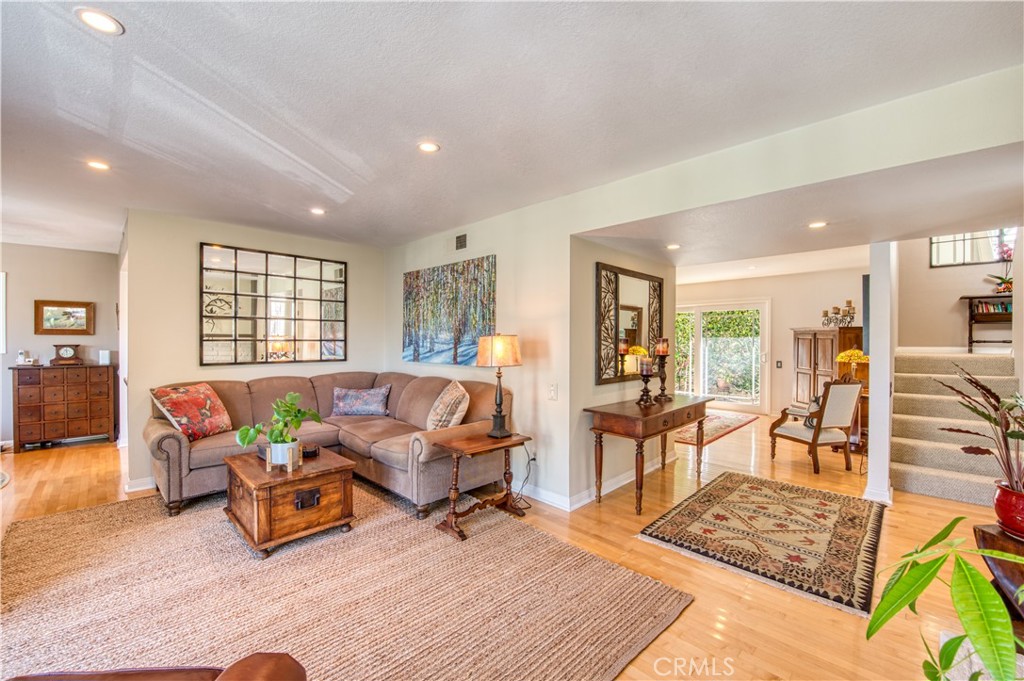 34052 Crystal Lantern Dana Point, CA 92629 - Photo 5 of 42 a living room with furniture and a table