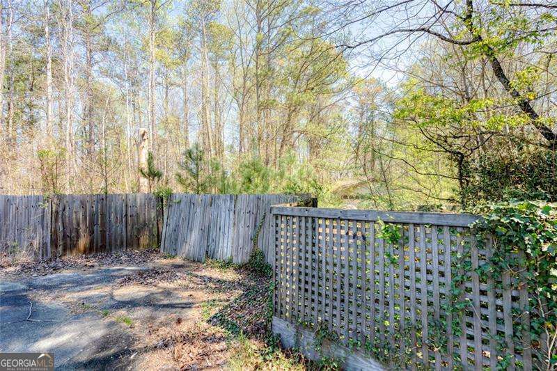 959 Old Milford Church Road Southwest Marietta, GA 30060 - Photo 12 of 45