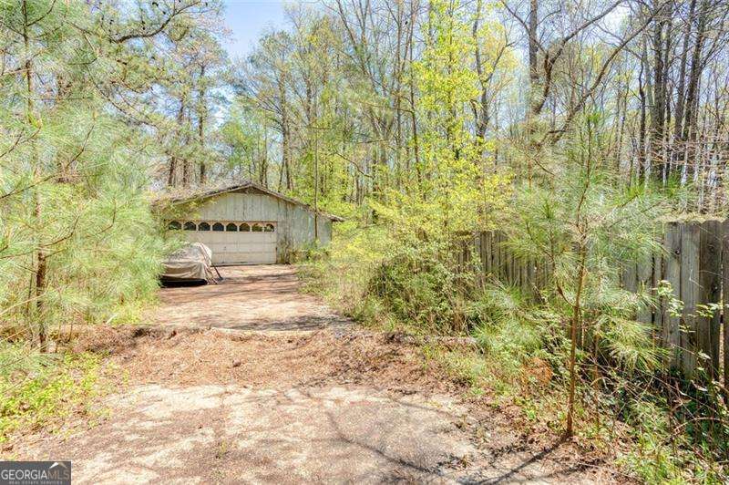 959 Old Milford Church Road Southwest Marietta, GA 30060 - Photo 10 of 45