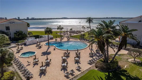 $549,000 | 830 South Gulfview Boulevard, Unit 501, Clearwater Beach, FL 33767