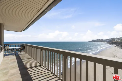 $5,485,000 | 26172 Pacific Coast Highway, Malibu, CA 90265