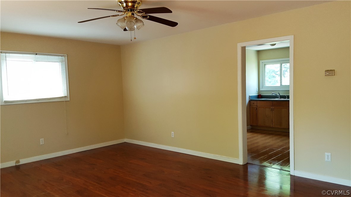 6328 Barrister Road Chesterfield, VA 23832 - Photo 2 of 9 huge living room
