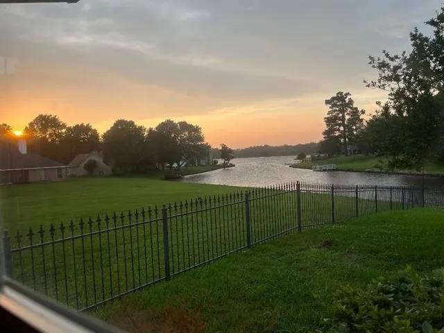 $245,900 | 3833 Lakeside Drive, Shreveport, LA 71119