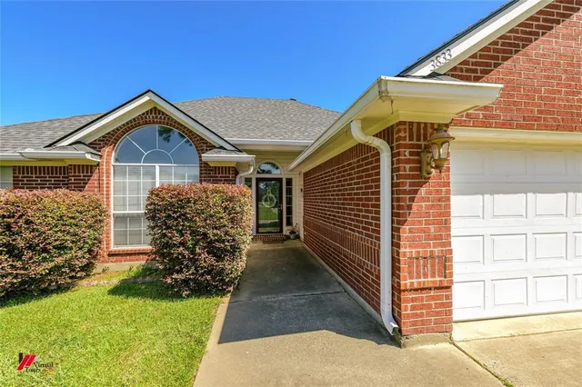 $245,900 | 3833 Lakeside Drive, Shreveport, LA 71119