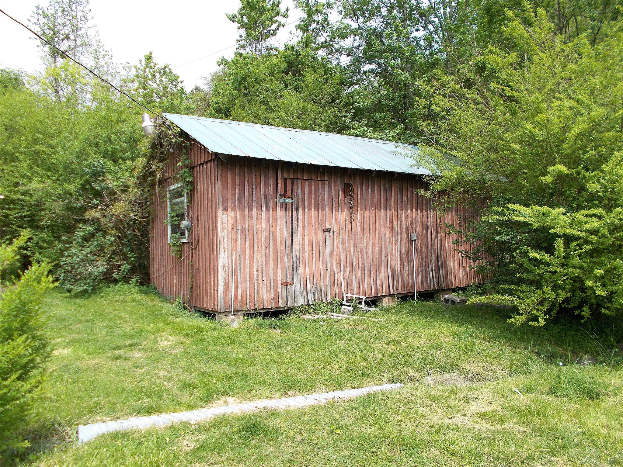 823 Blue Road Dickson, TN 37055 - Photo 26 of 30 Gallery Image 26