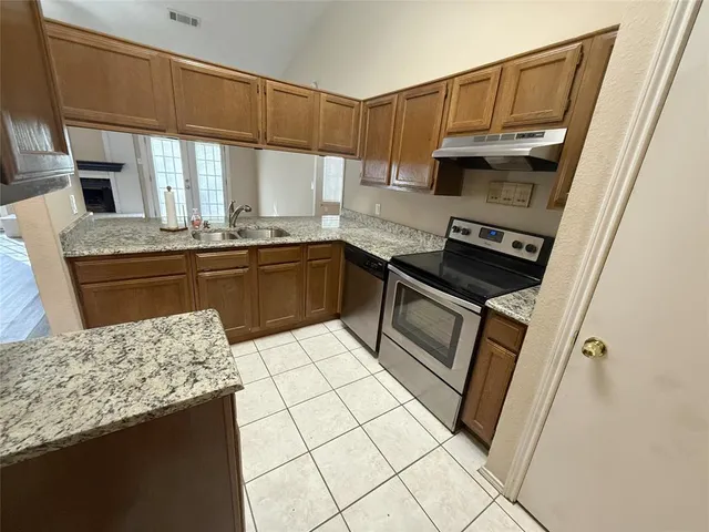 $2,150 | 6628 Fair Oaks Drive, Watauga, TX 76148