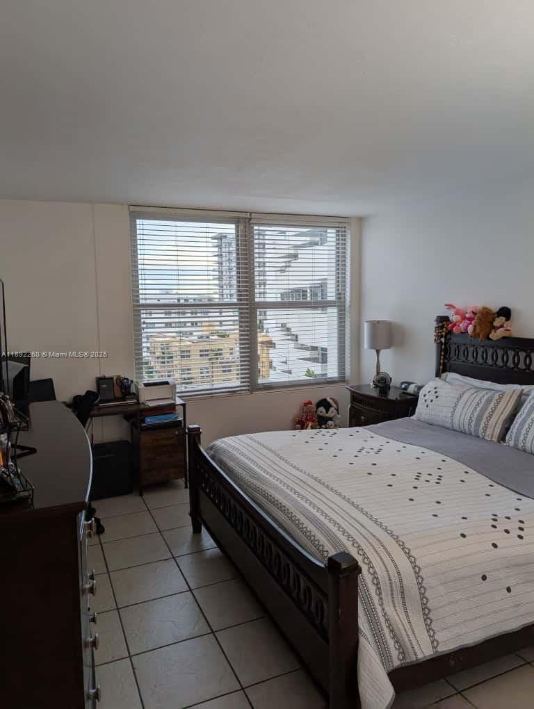 2899 Collins Avenue, Unit 736 Miami Beach, FL 33140 - Photo 15 of 19