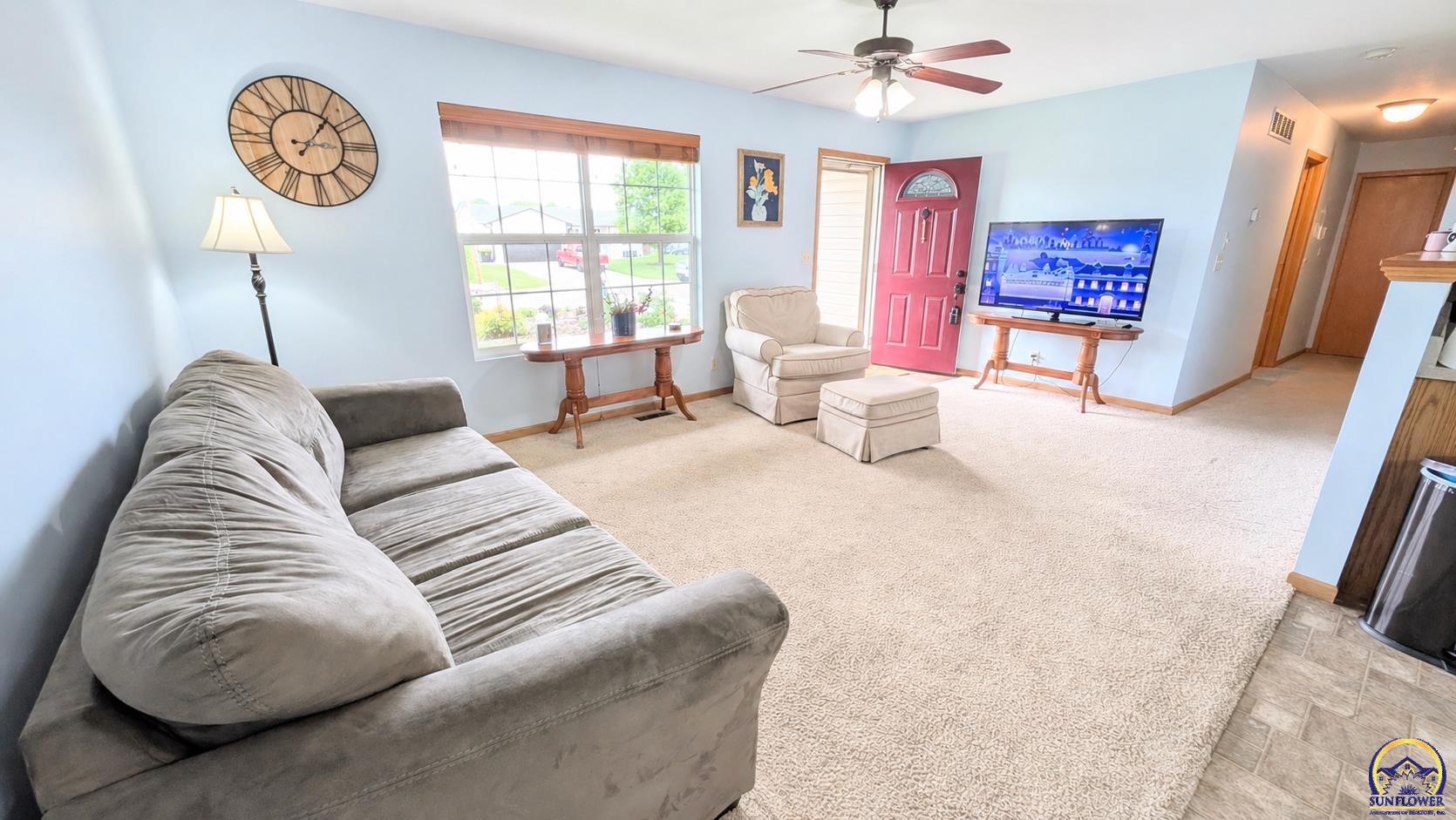 1223 Riley Avenue Emporia, KS 66801 - Photo 12 of 43