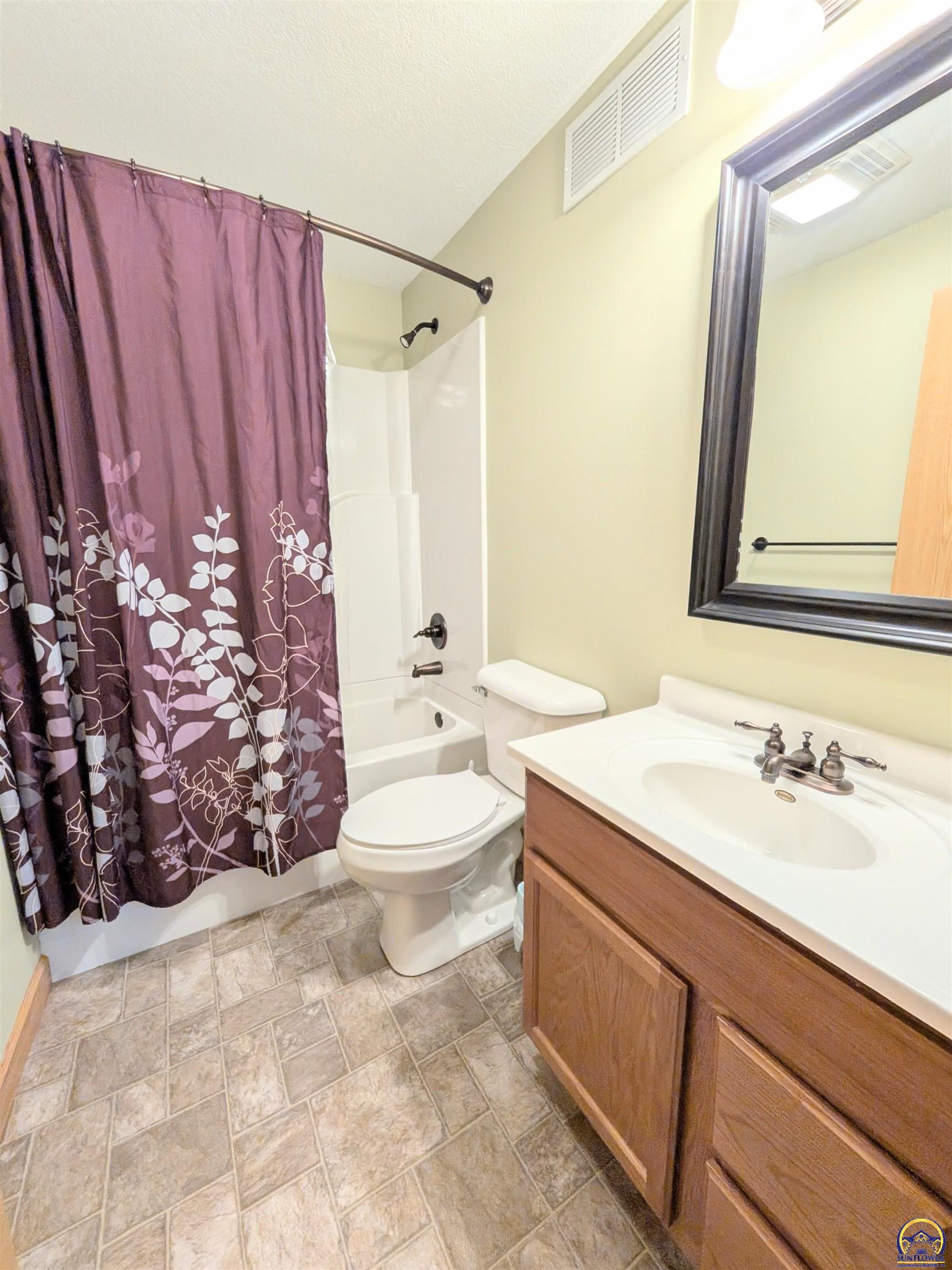 1223 Riley Avenue Emporia, KS 66801 - Photo 31 of 43